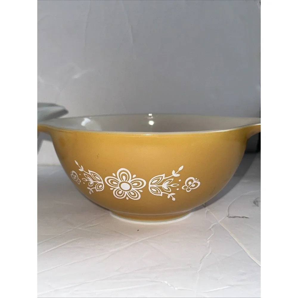 Vintage Pyrex Butterfly Gold 442 443 Cinderella Mixing Nesting Bowl Set
